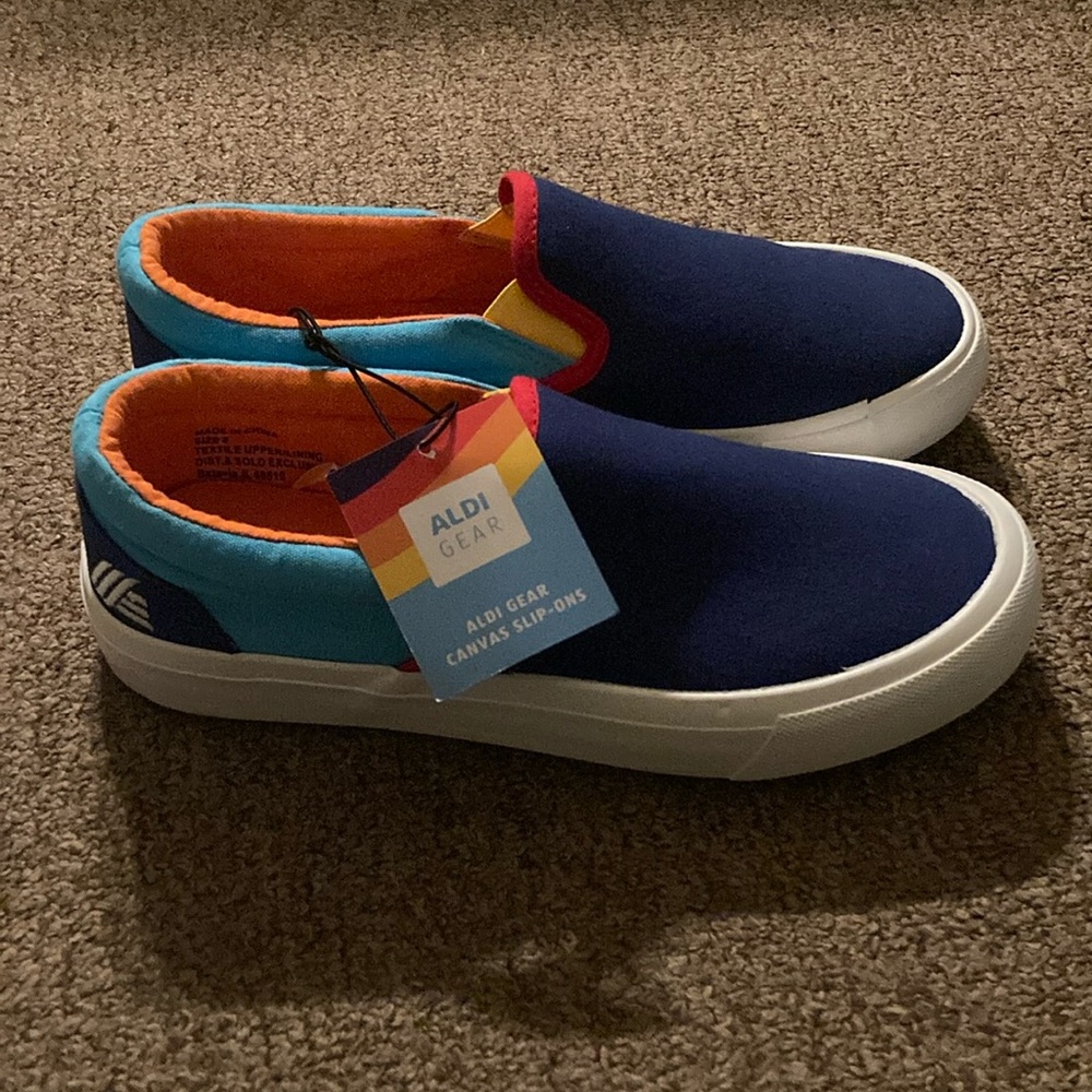 Aldi Gear Womens canvas slip-ons size 8